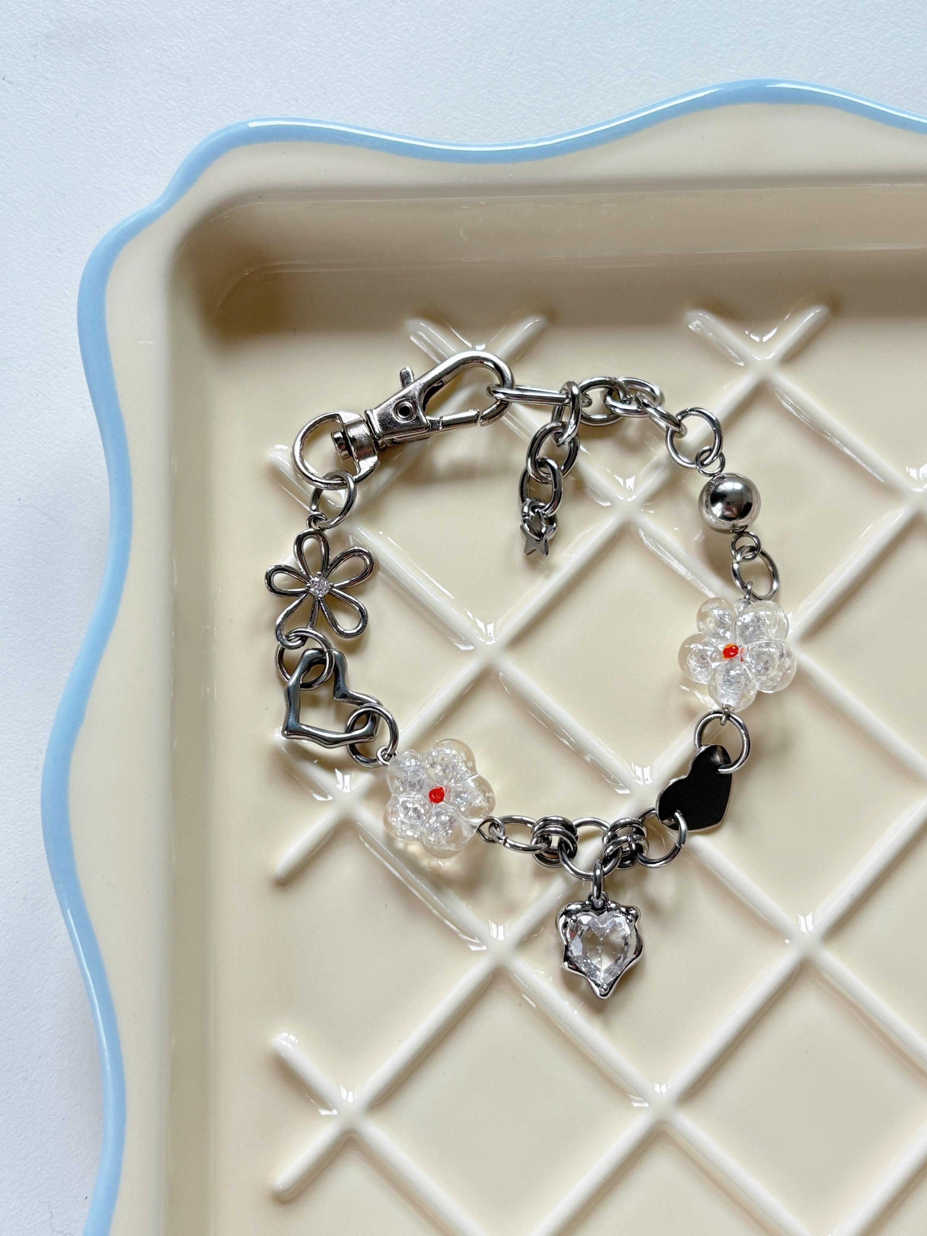 グラスフラワーミックスブレスレット