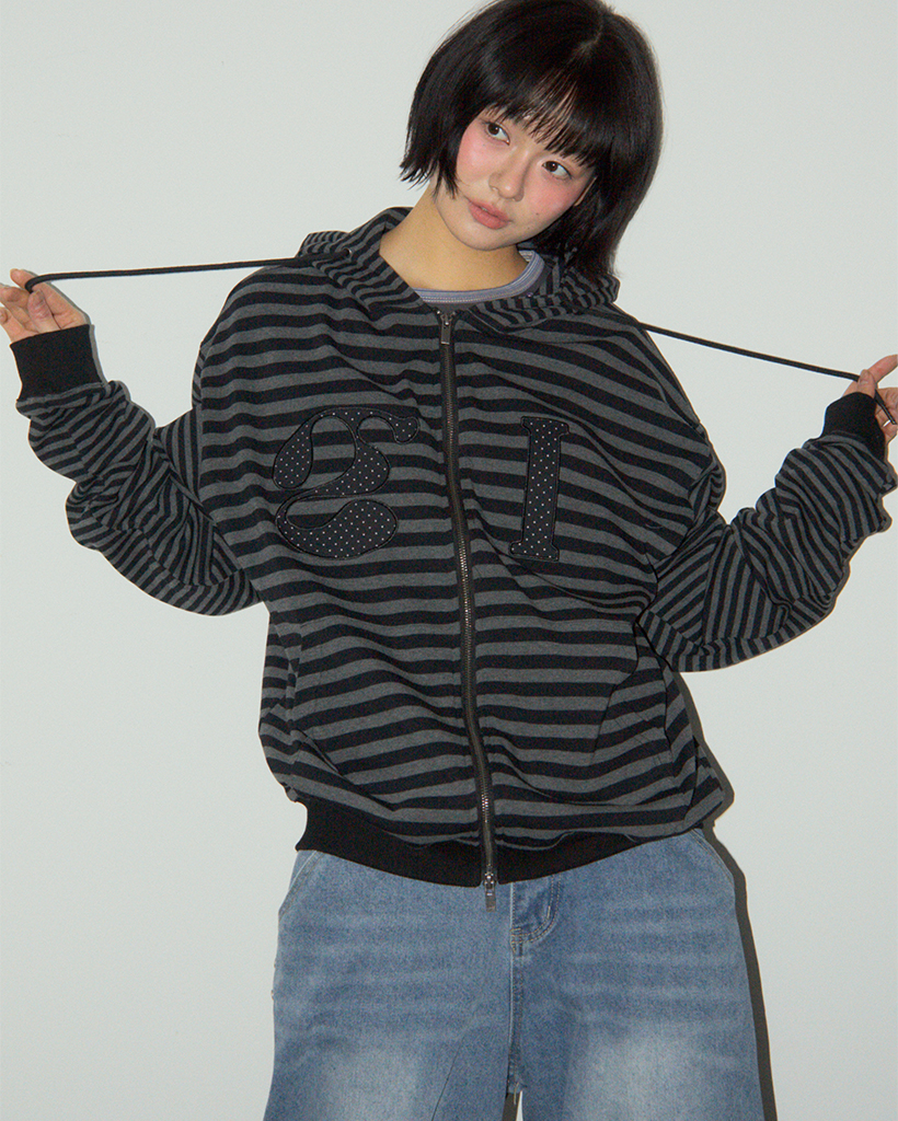Dot Patch Graphic Applique Oversized Stripe Hooded Zip-Up Jacket _ 2COLOR