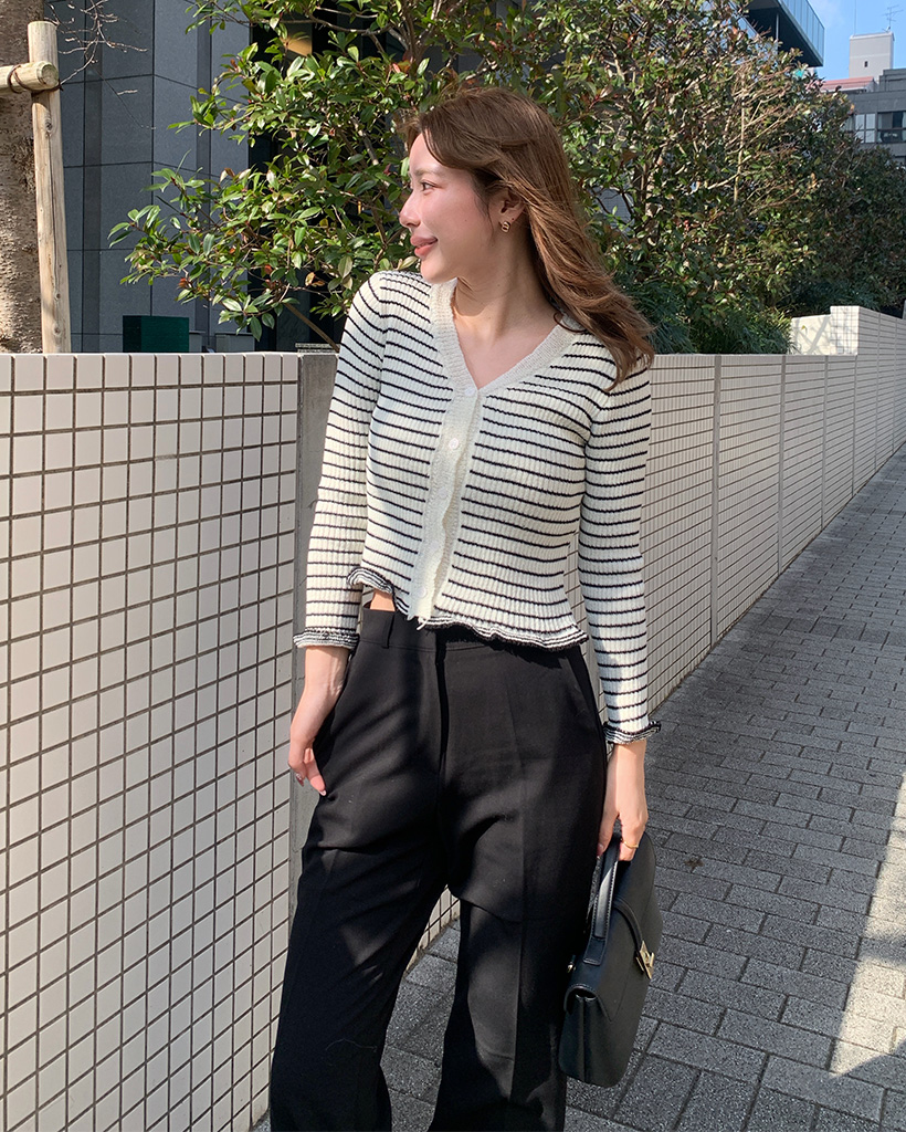 ボーダーVネックカーディガン