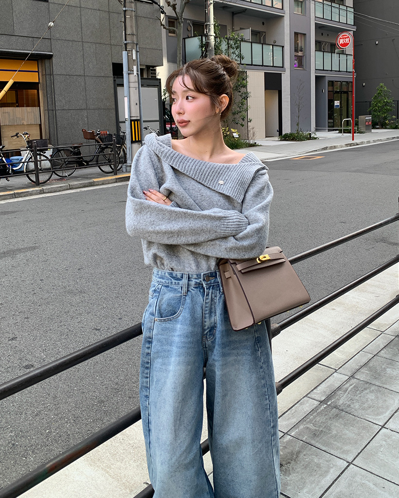 スクエアネックアンバランスニット