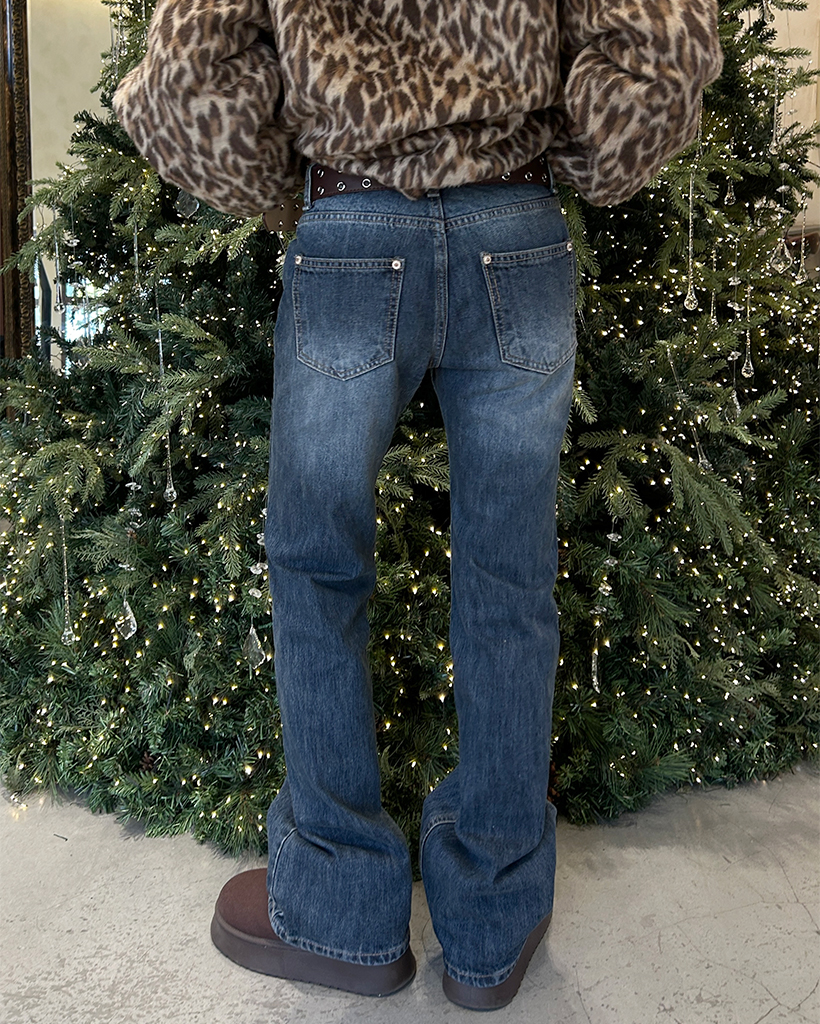 ポイントウォッシュフレアデニムパンツ | ファッション通販サイト NUGU