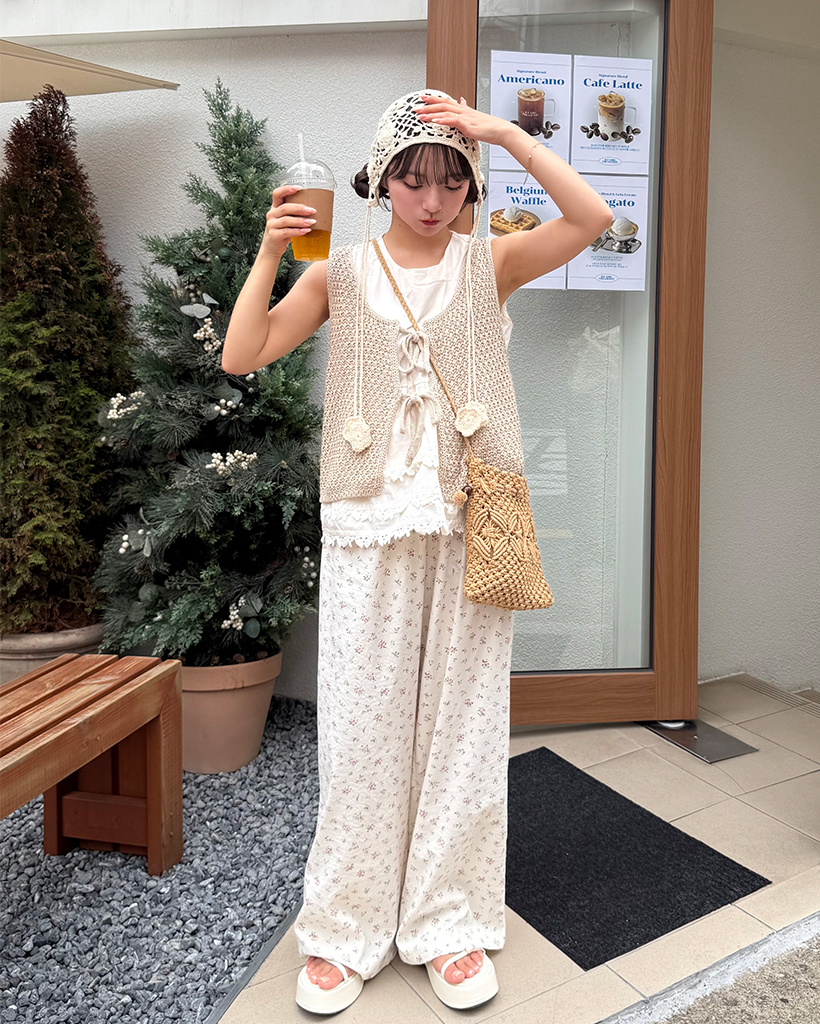 【ストロベリー】ANAYI ベージュ ダブルブレストベスト ストロベリー様専用】ANAYI ベージュ ダブルブレストベスト