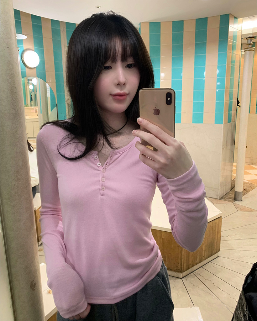 ヘンリーネック長袖Tシャツ