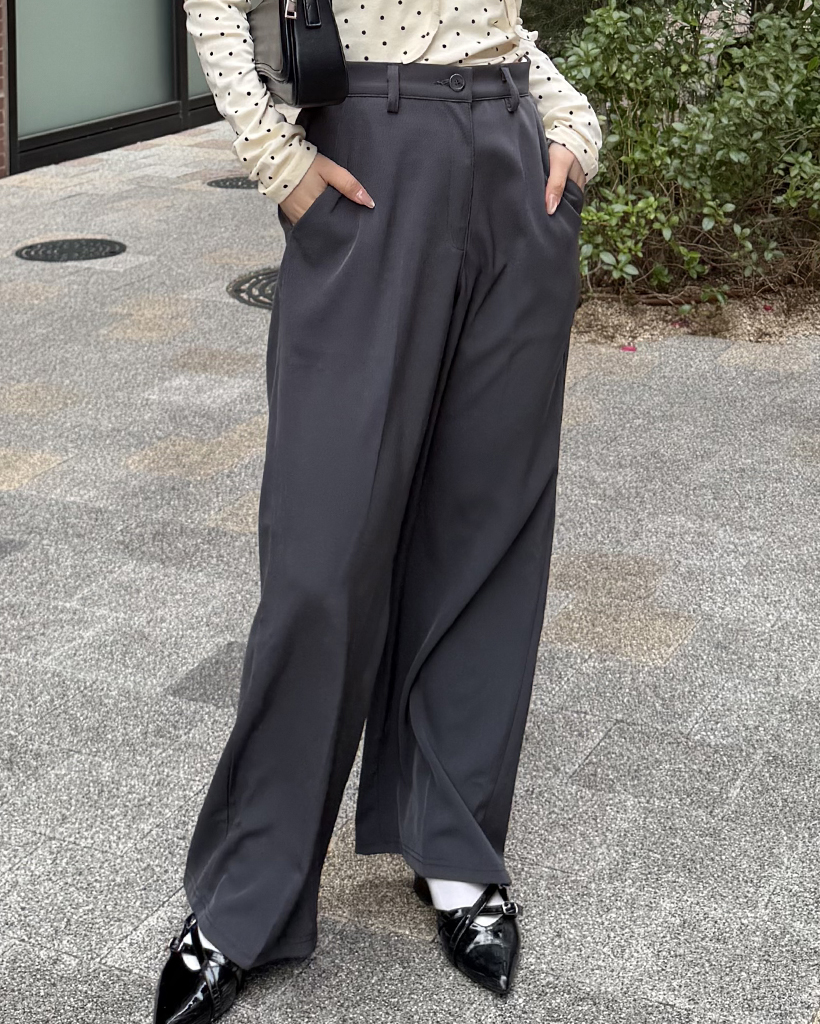 センタープリーツワイドスラックス