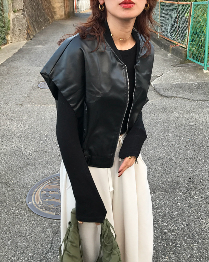 未使用品　アンスリード　SATIN VEST サテン　ベスト　ブラック　黒 UN3D.（アンスリード）の「サテンベスト（ベスト）」 - WEAR