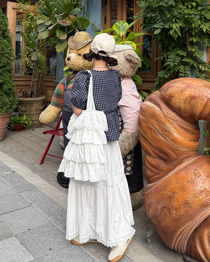 パンチングレースフリルティアードトートバッグ | ファッション