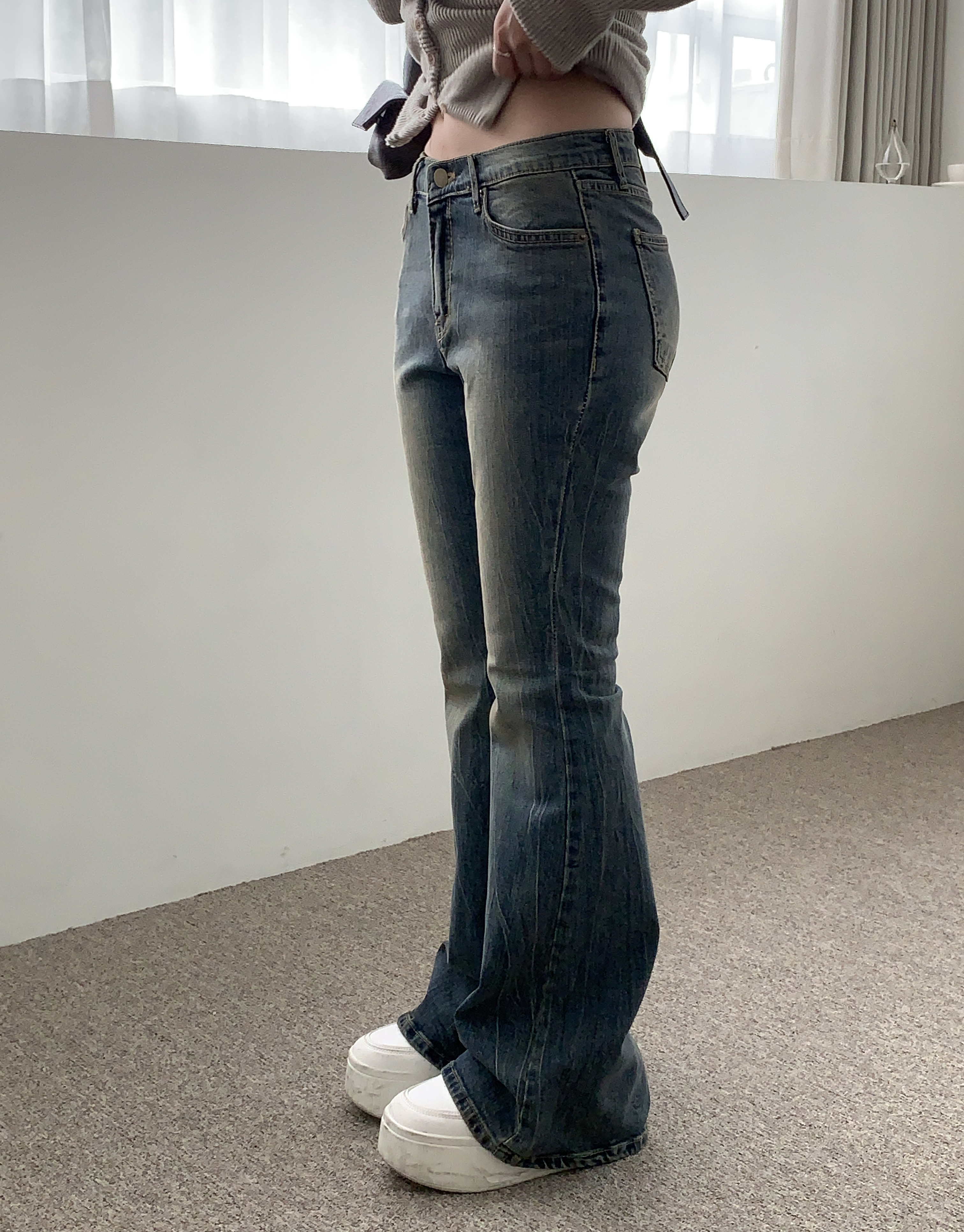 クラックデニムブーツカットパンツ | ファッション通販サイト NUGU