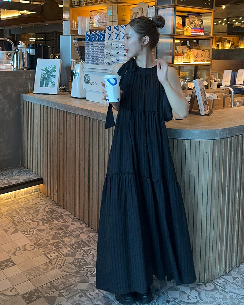 日本未入荷★Karen Millen ホルターネックロングワンピース Karen Millen】ホルターネック ラッフル ワンピース《国内発》