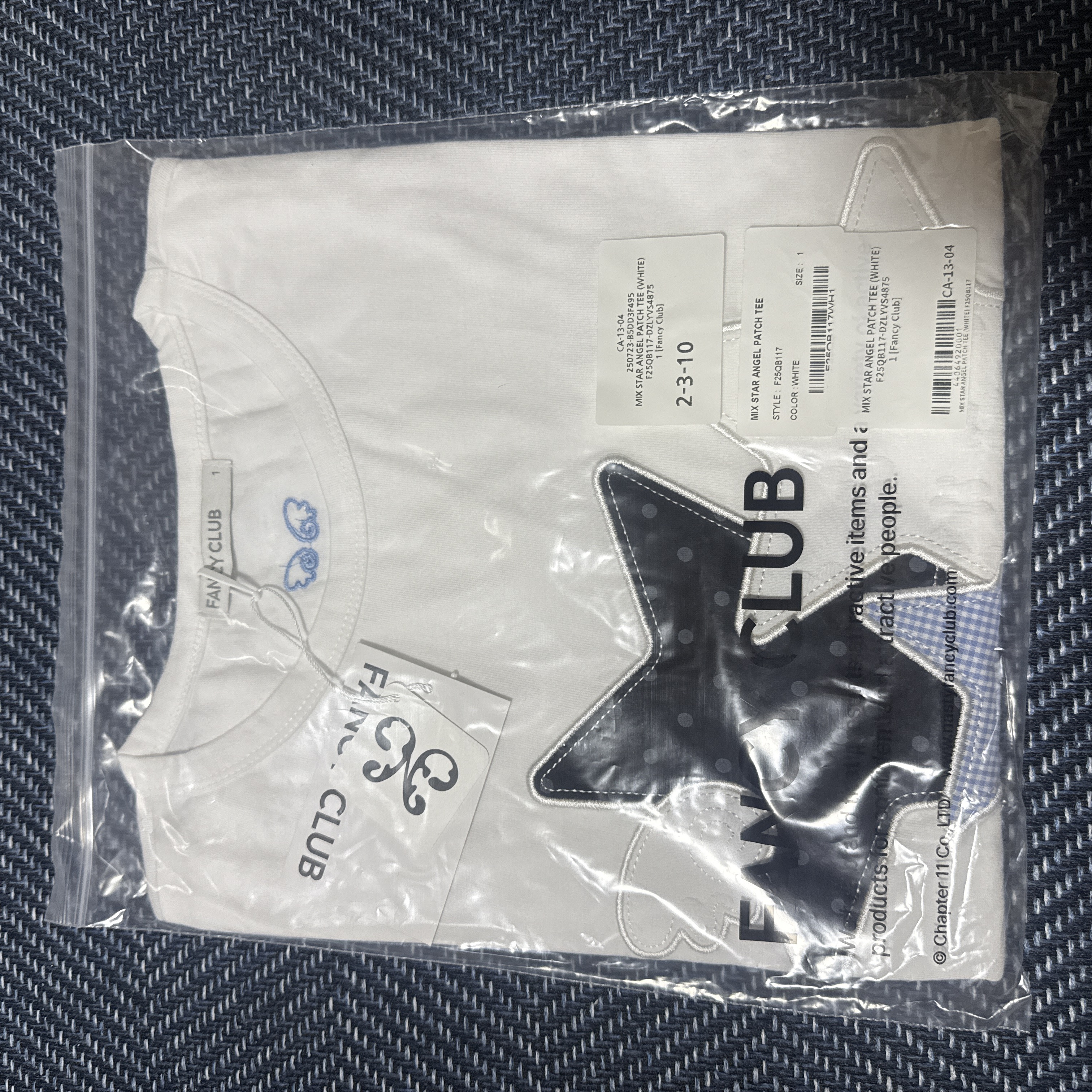 FANCY CLUB Angel Mark Tシャツ ホワイト 新品タグ付き FANCY CLUB tシャツ 「FANCY CLUB」ANGEL MARK CROP TEE