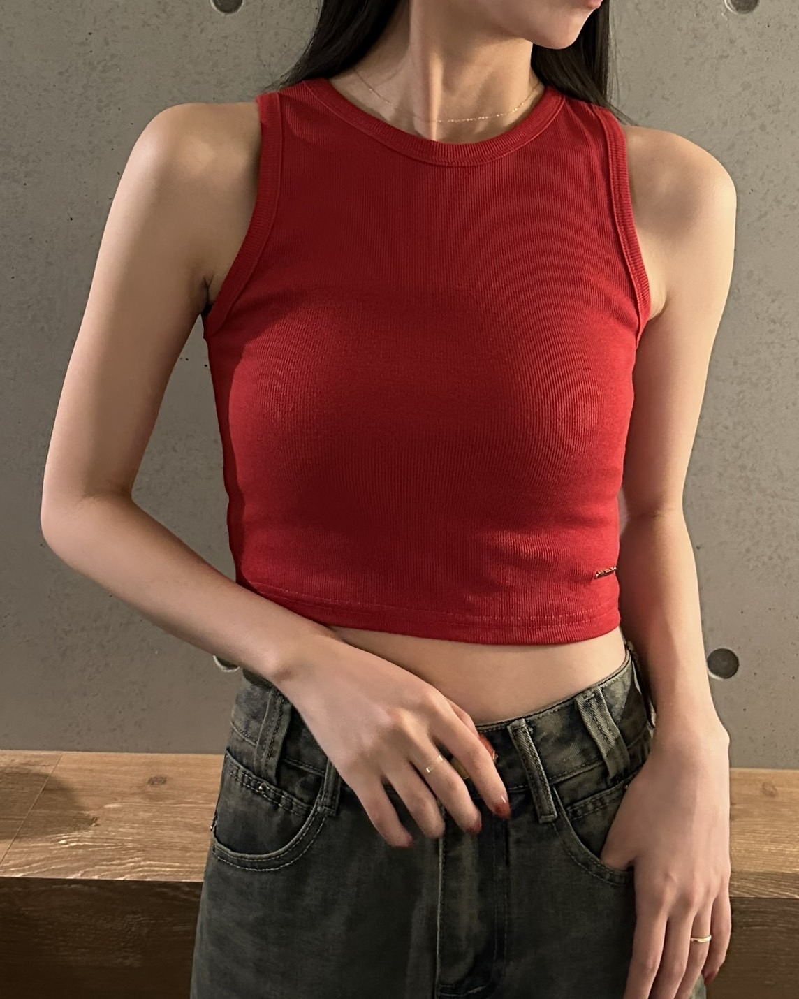 シルバーポイントリブクロップドノースリーブ | ファッション