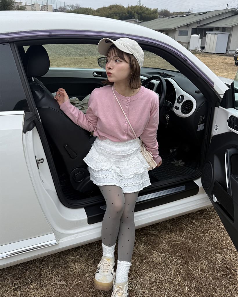 アンバランスボタンハイゲージニットカーディガン