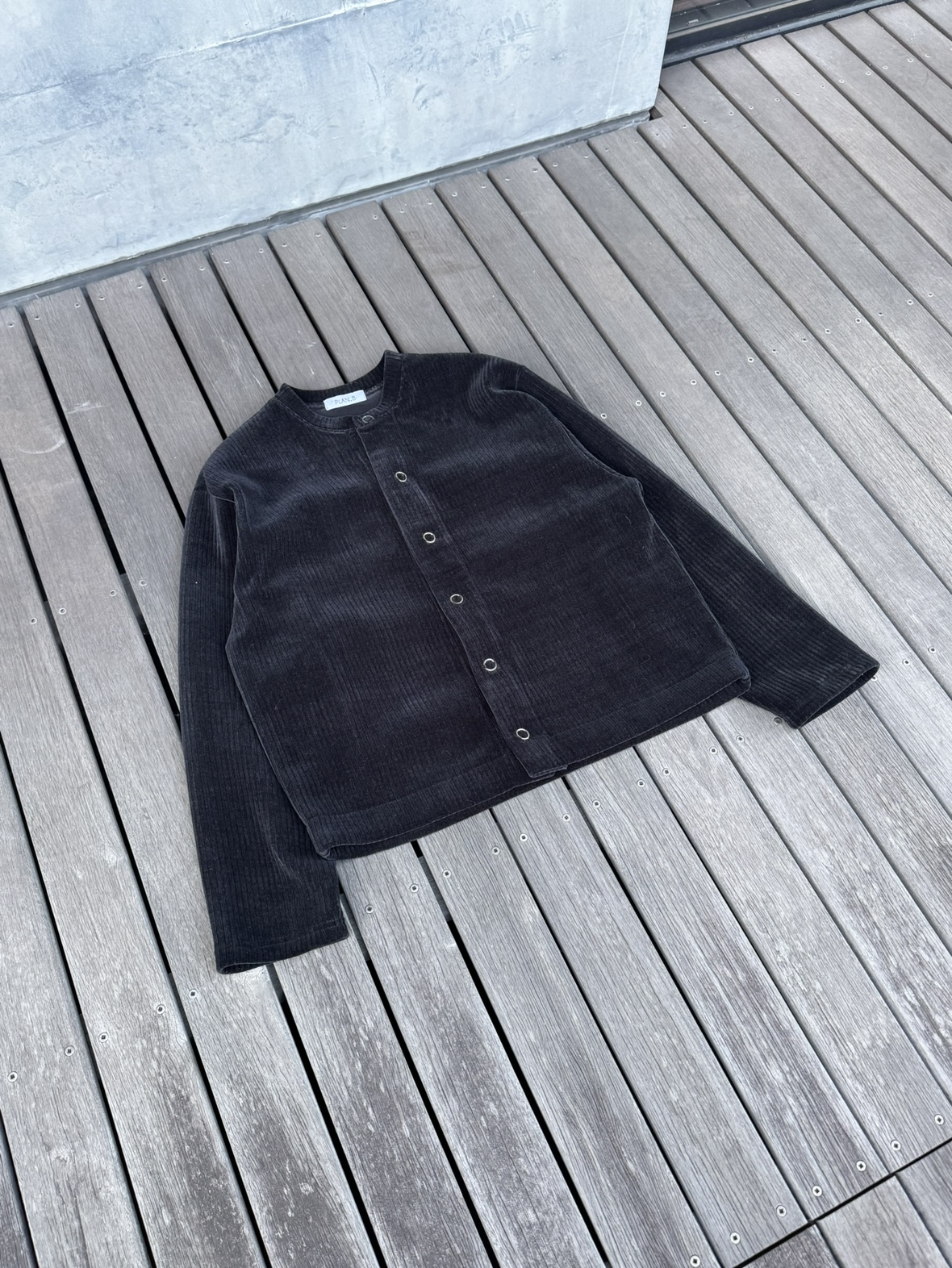 リブスナップボタンカーディガン