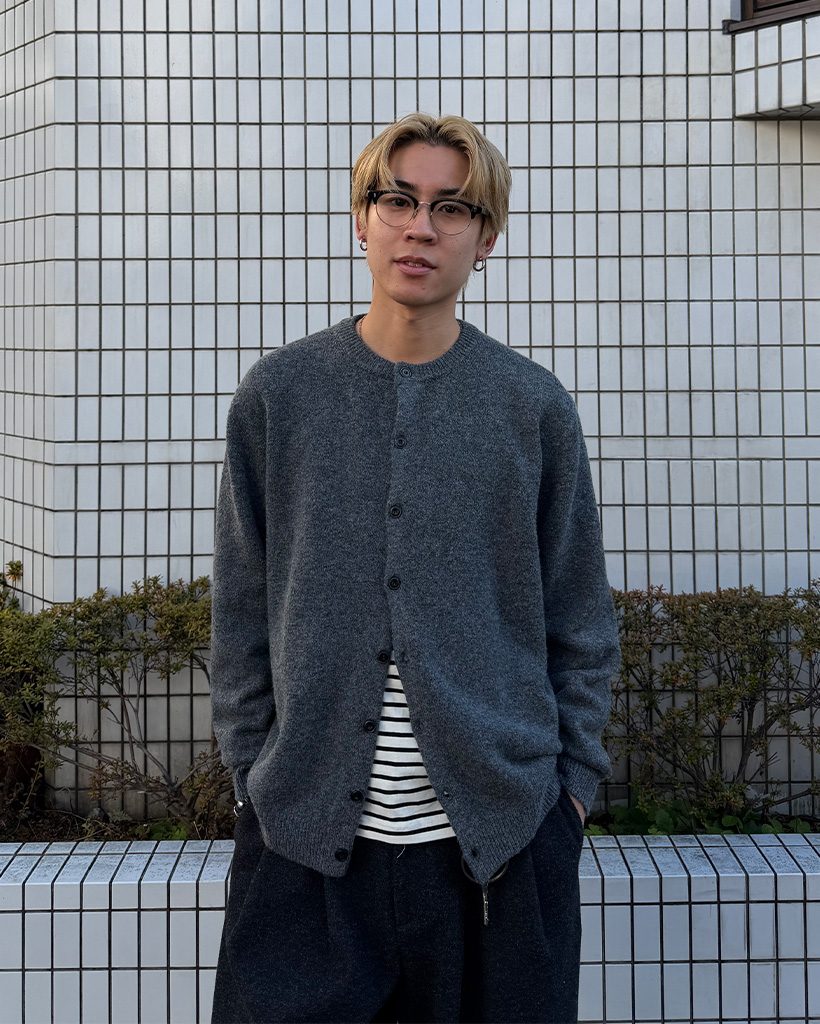 （ユニセックス）ウールラウンドカーディガン
