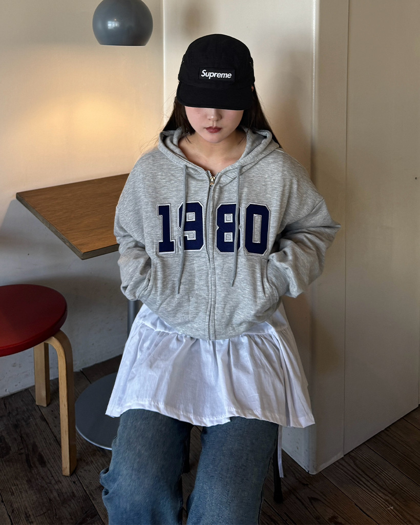 WTAPS MILITIA スカル刺繍 ネイビー パーカー WTAPS × Champion アカデミー フーデット/パーカー/ブラック