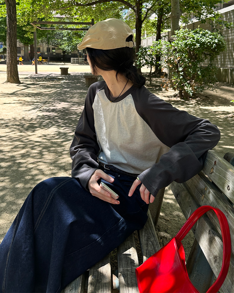 (ユニセックス)ラグラン袖ポイント長袖Tシャツ
