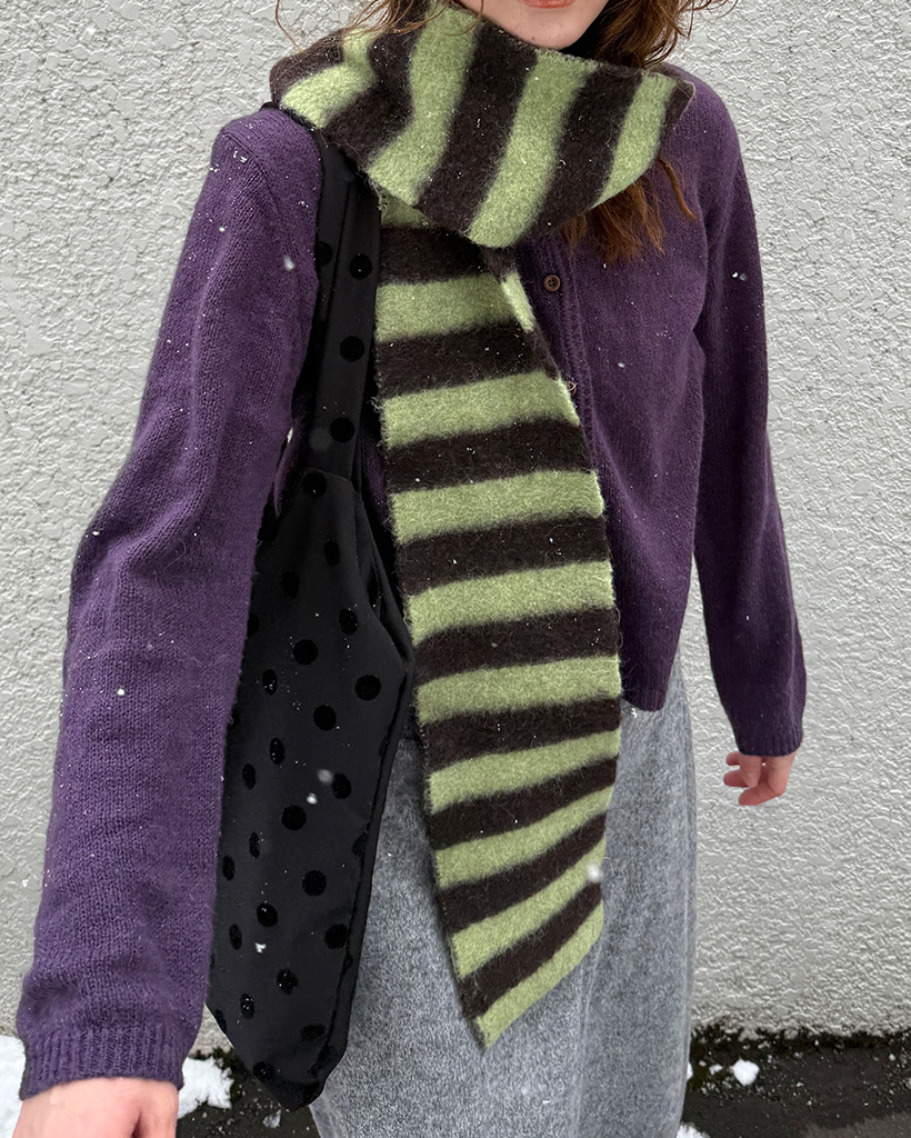 ウールボーダーニットマフラー