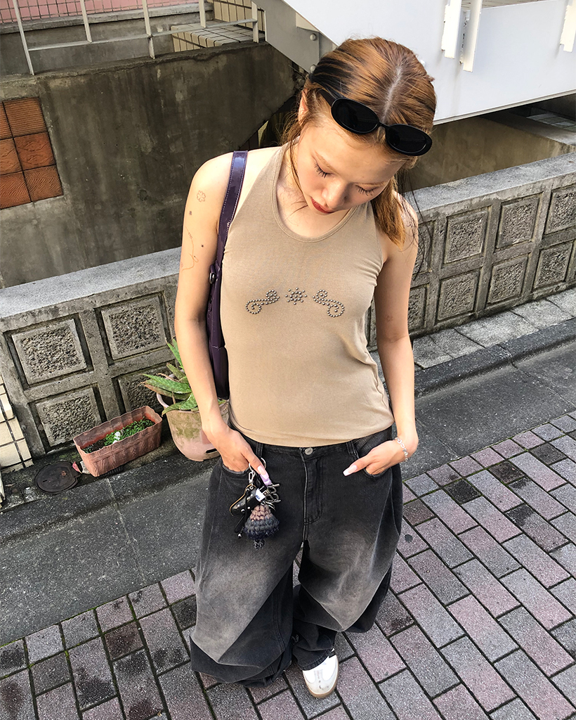 d.i.a. ホルターネック スタッズホルターネックタンクトップ | ファッション通販サイト NUGU