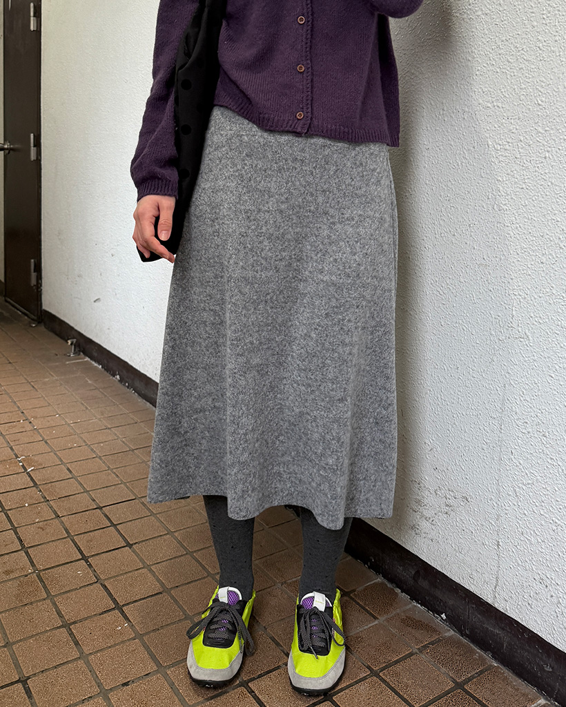 裏起毛ソフトミディスカート