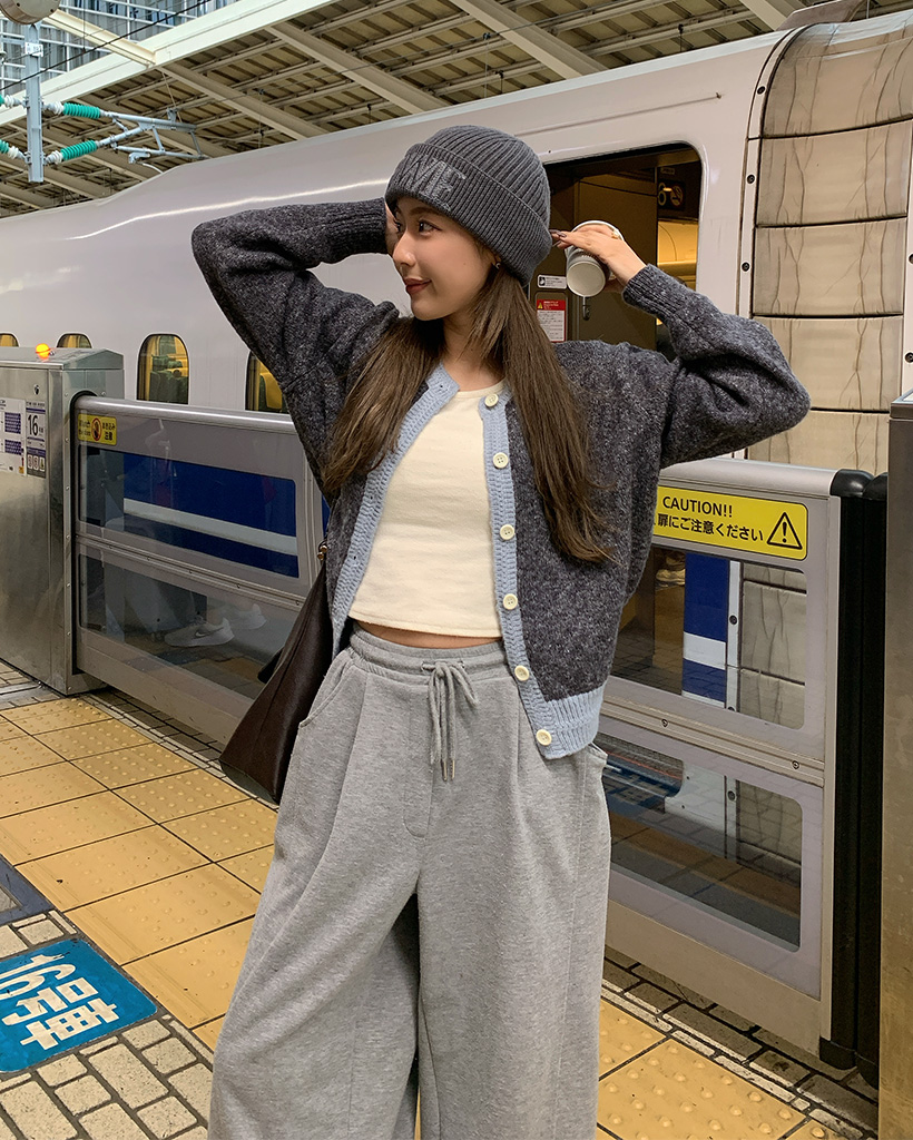 バイカラーラウンドカーディガン | ファッション通販サイト NUGU