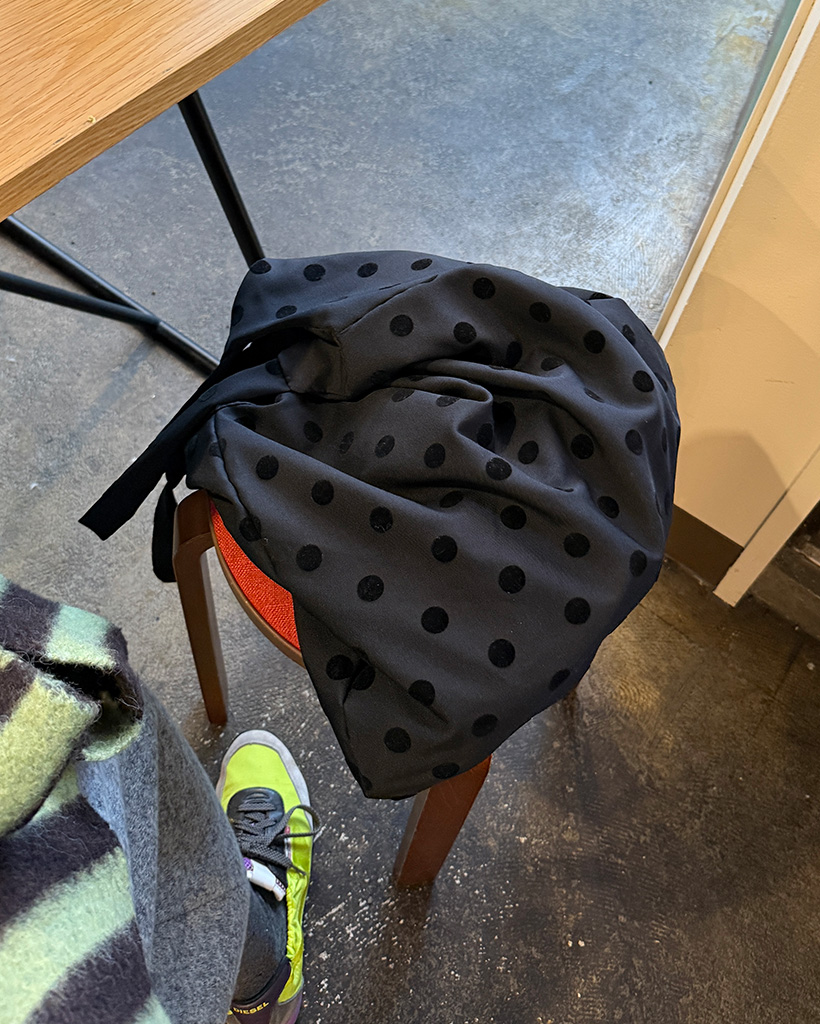 ドットパターンショルダーバッグ