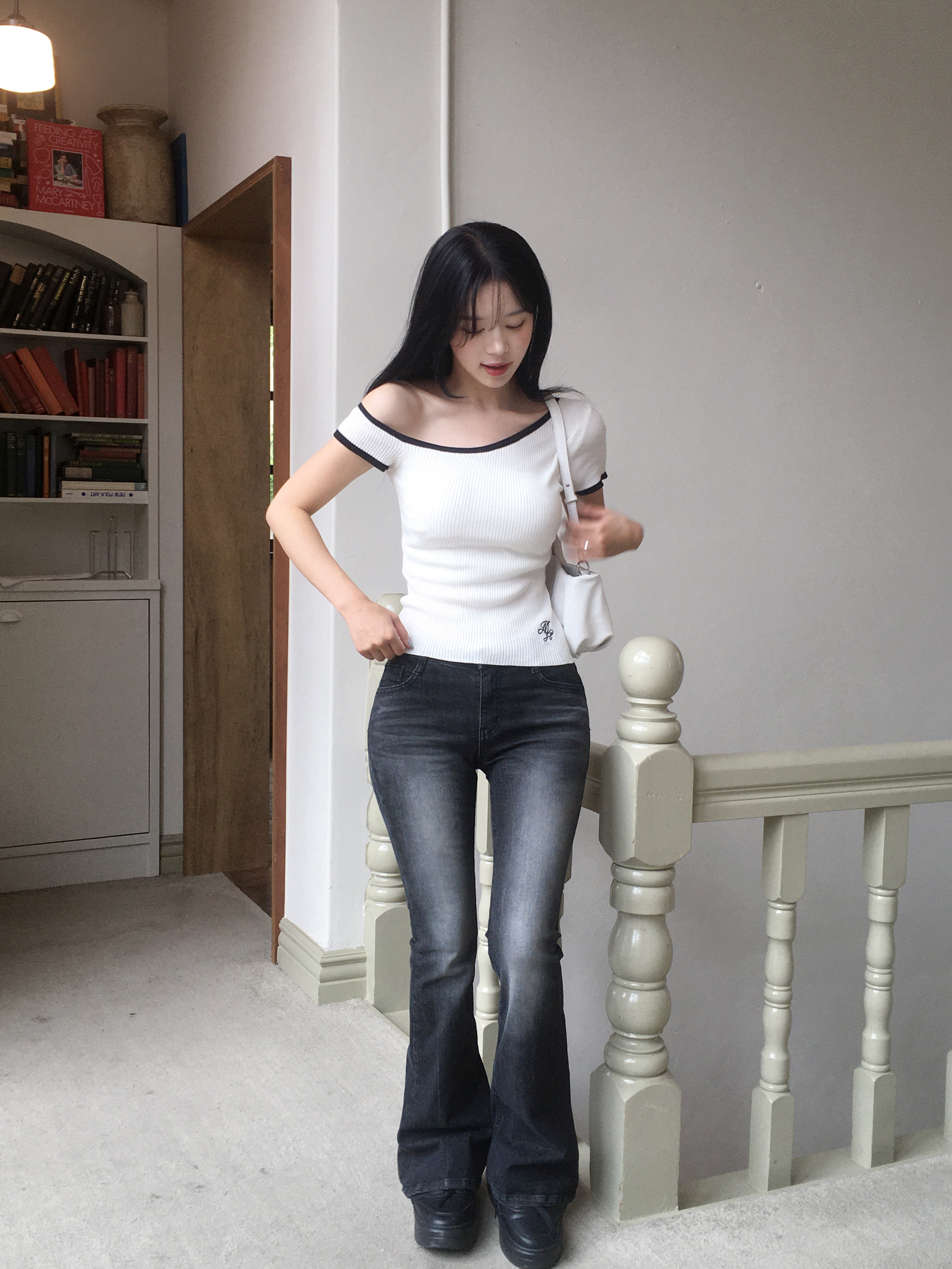 ローライズブーツカットウォッシュデニムパンツ | ファッション通販