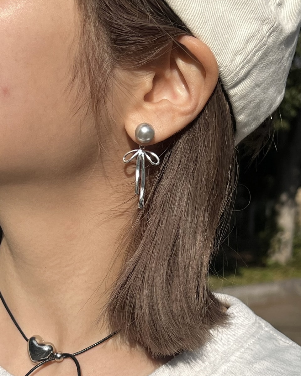 ルリボンピアス | ファッション通販サイト NUGU