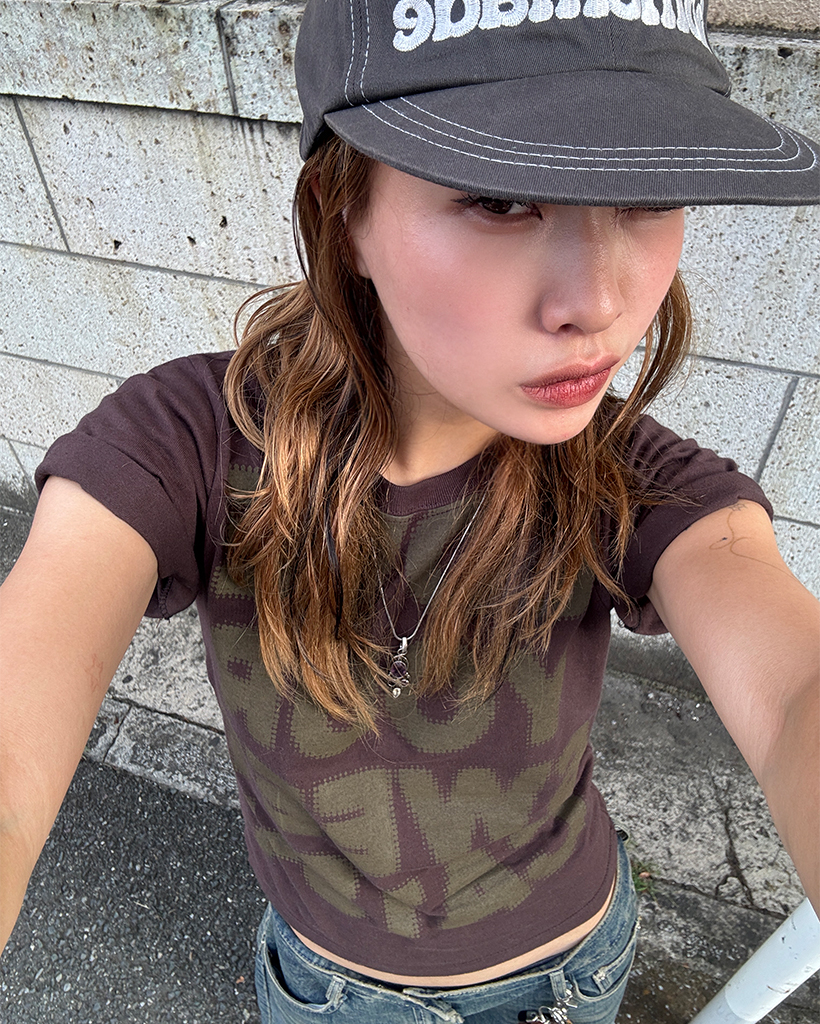 フルレタリングセミクロップドTシャツ | ファッション通販