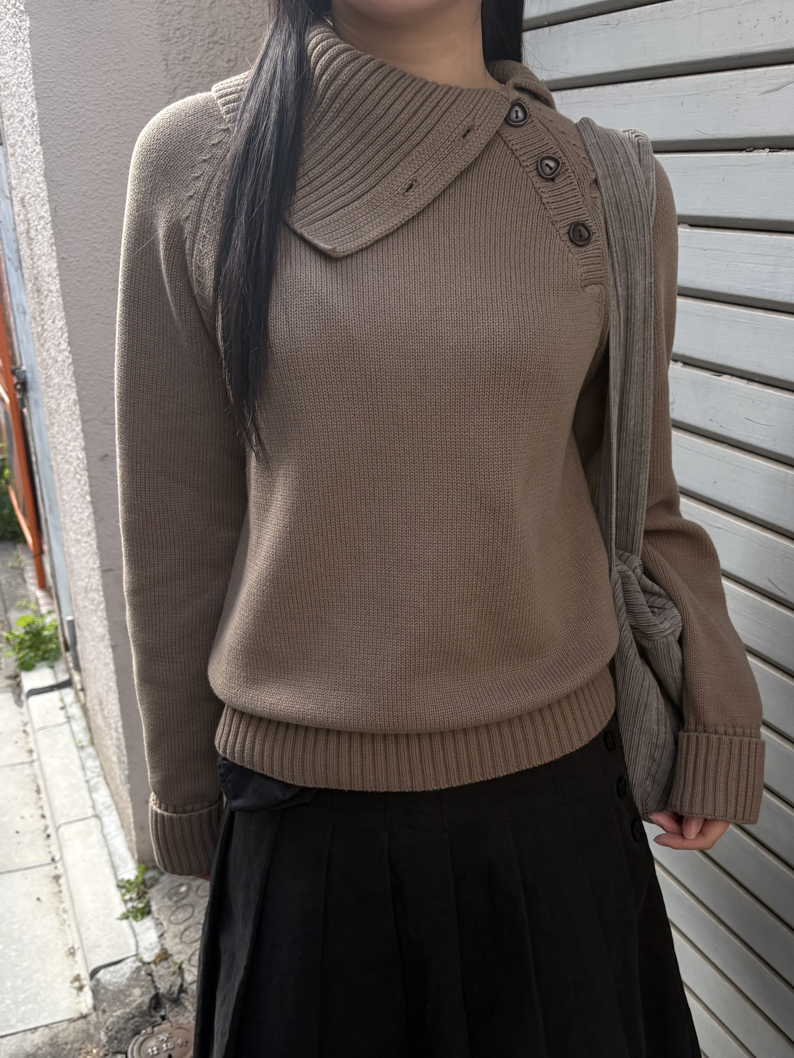 [rino x OHESHIO] BUTTON COLLAR RAGLAN KNIT, BEIGE