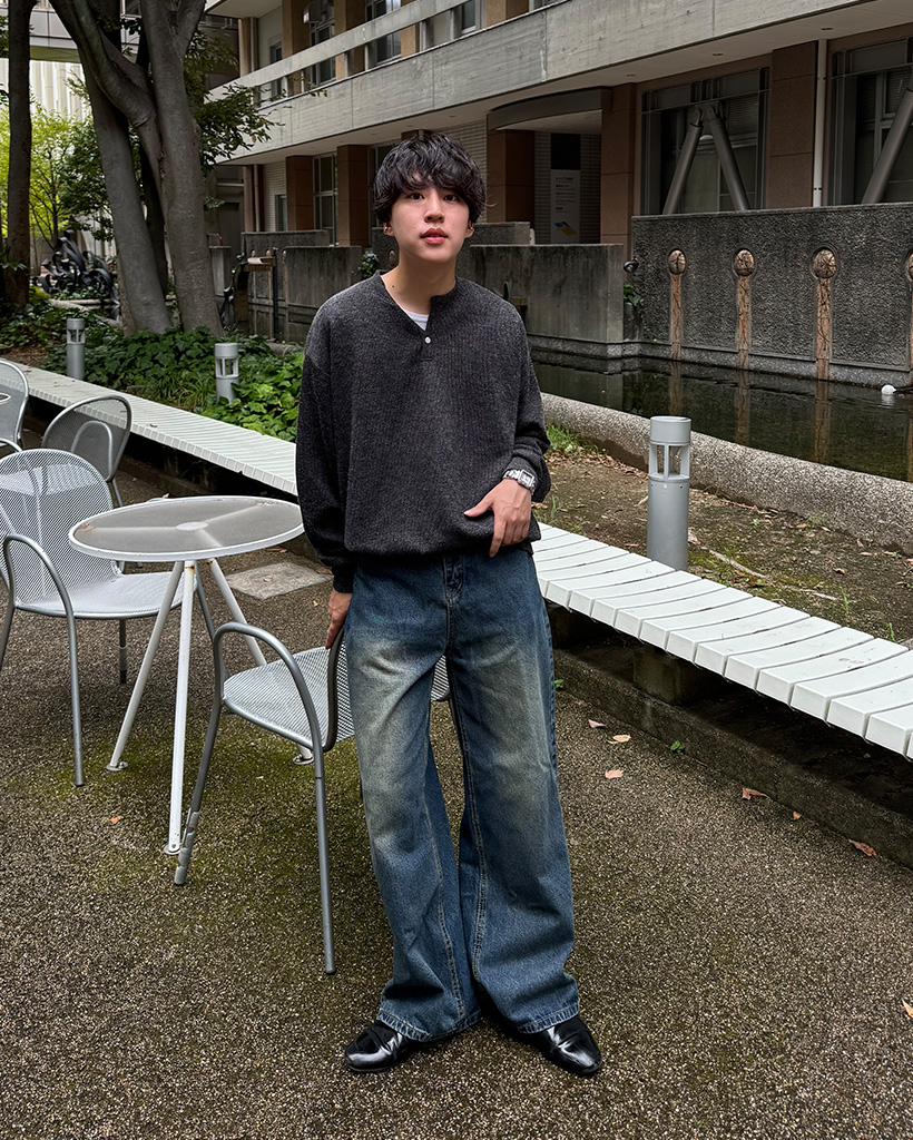 ヘンリーネックニットウェア