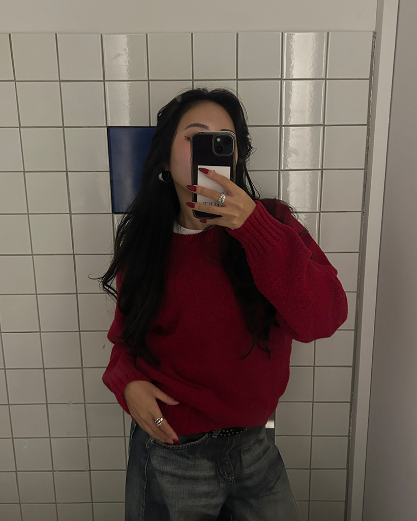 ラウンドネックリブラグランショルダーニット