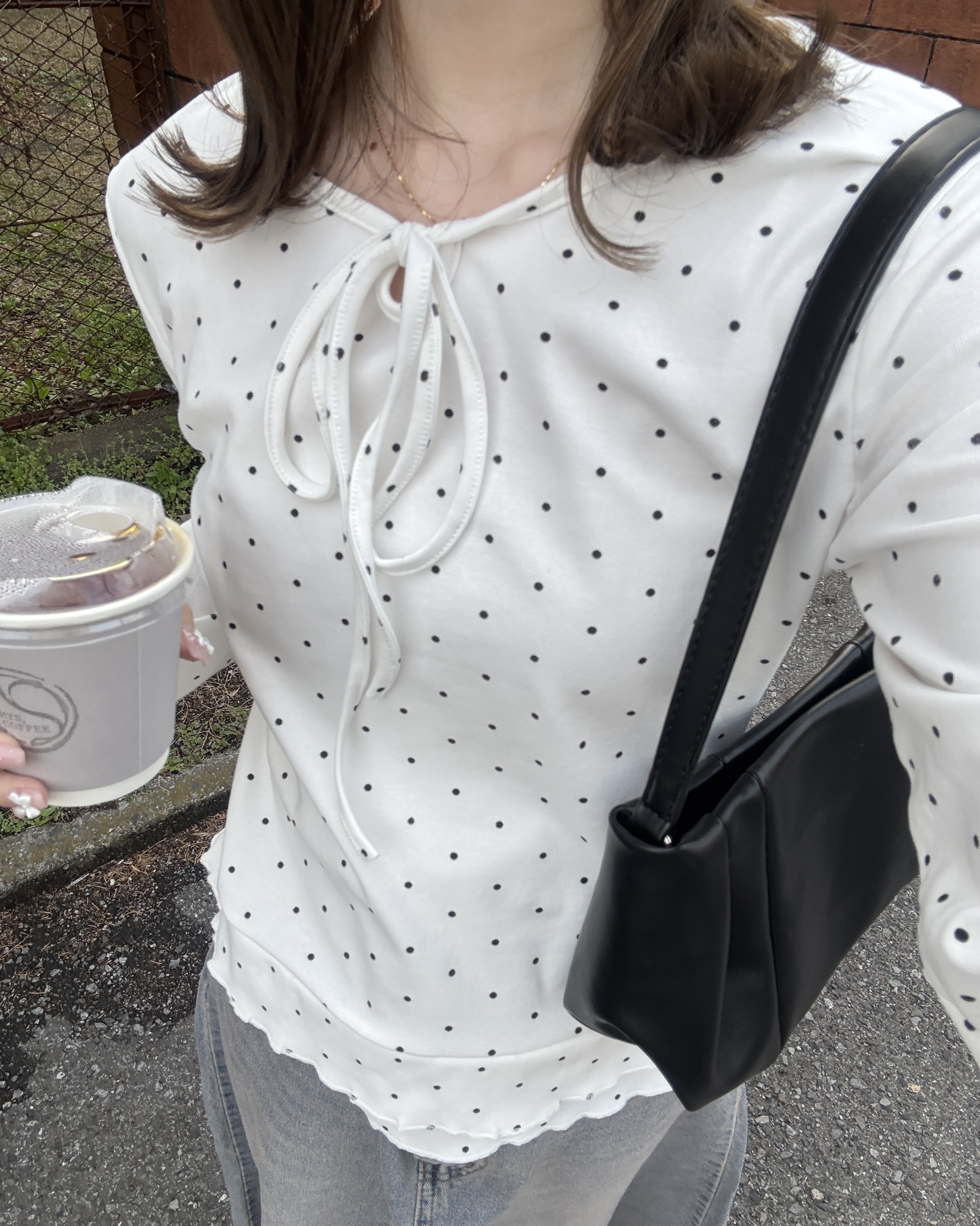 フリルドット柄Tシャツ