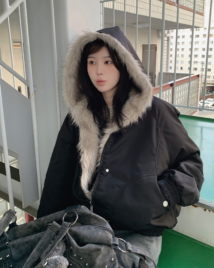 ファーポイントフード付きジャケット