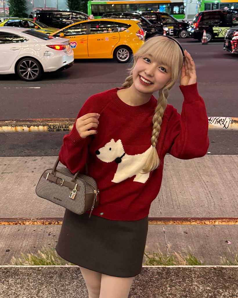 子犬ポイントシンプルニット