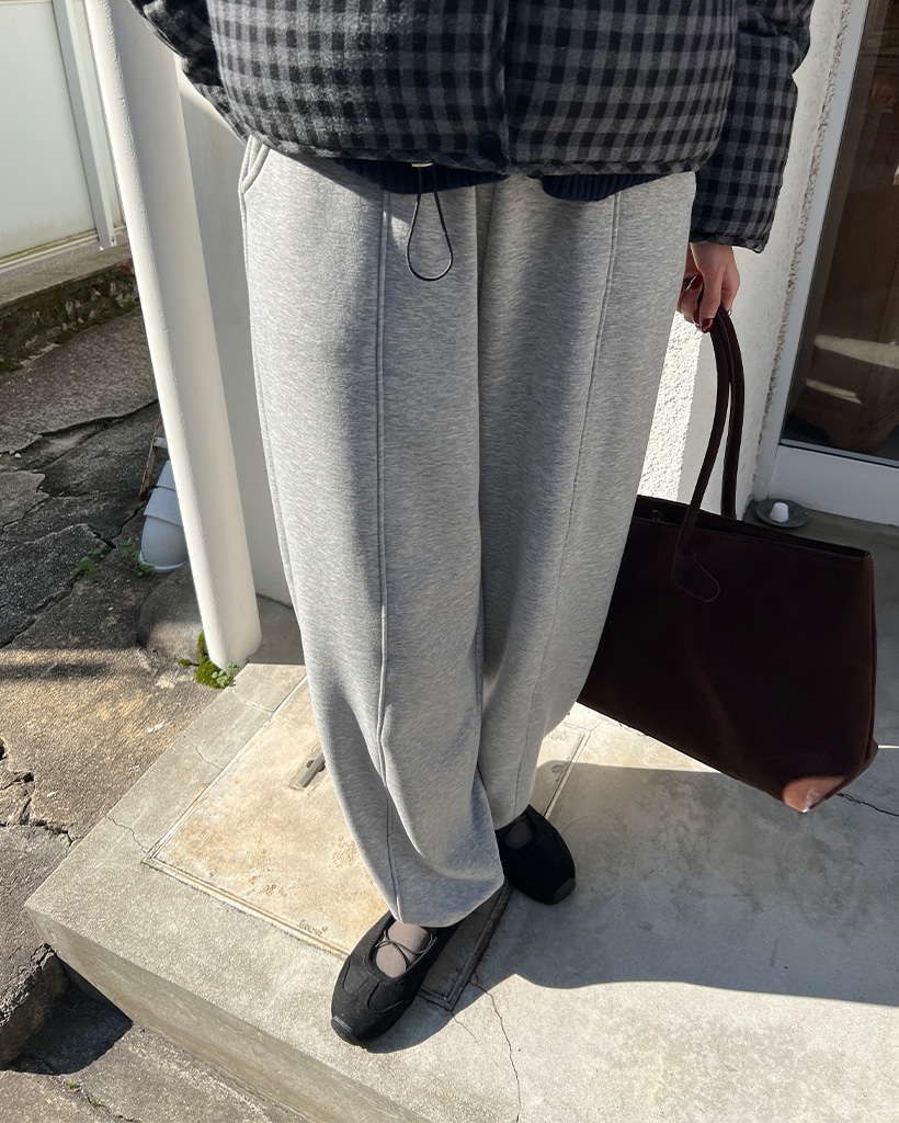 スリットバンディングスウェットパンツ