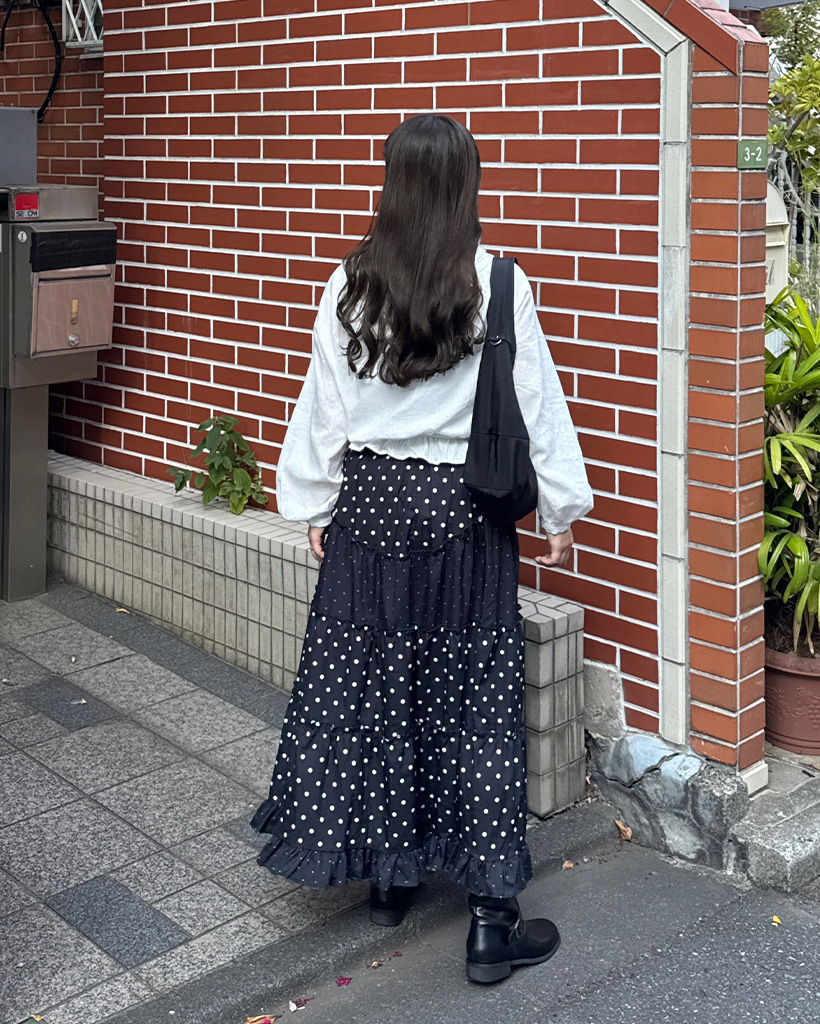 【vintage】ドット×花柄フリルブラックスカート ロング 古着 vintage】ドット×花柄フリルブラックスカート ロング 古着