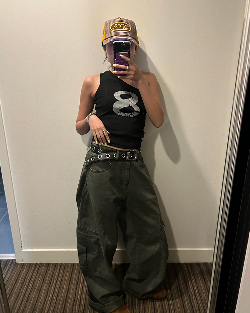 ピグメント8レタリングワンショルタンクトップ