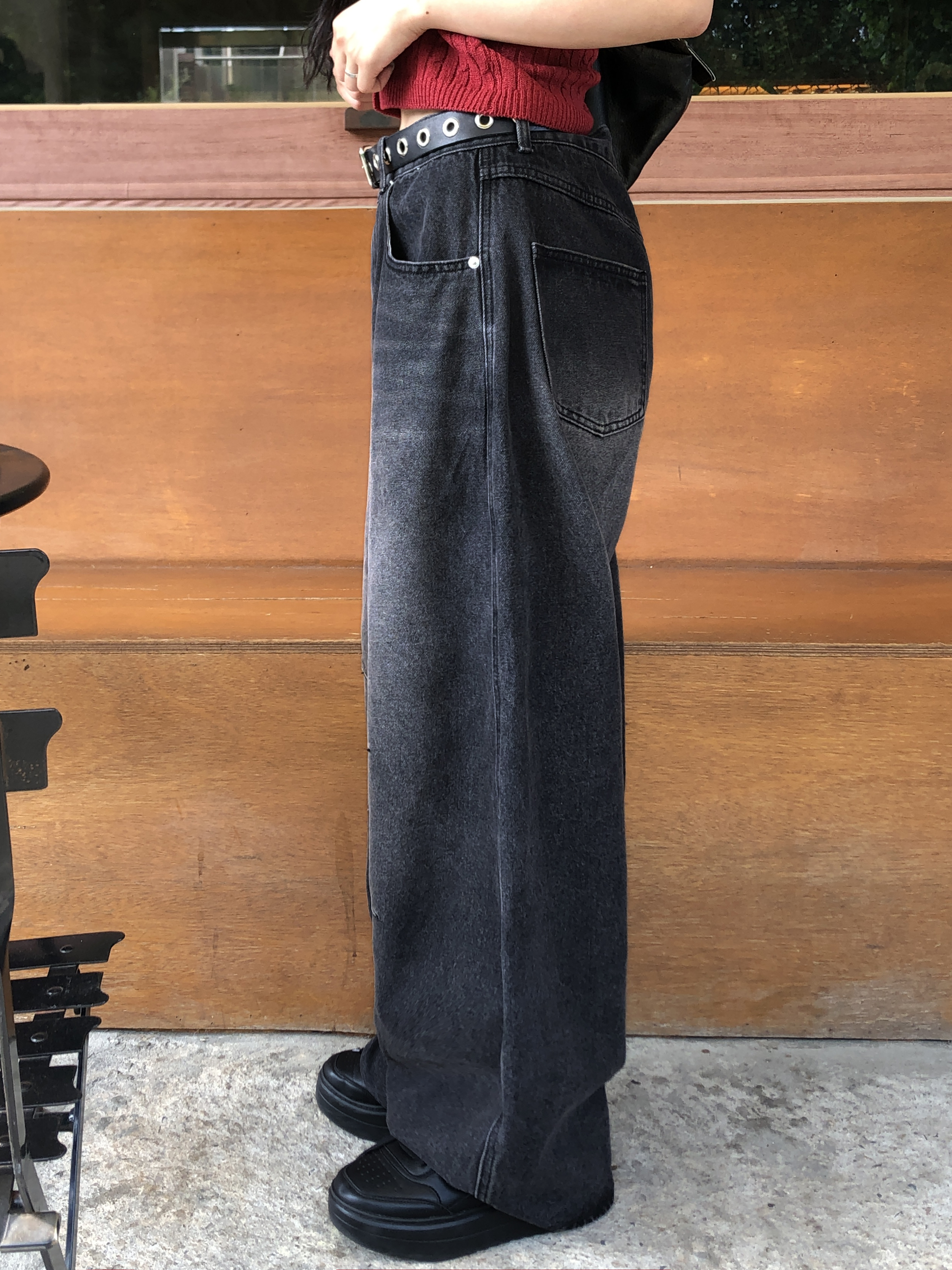 UNISEX]ハーフウォッシュスリットワイドデニムパンツ