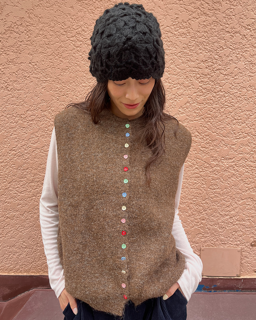 カラフルボタンオーバーフィットニットベスト | ファッション通販