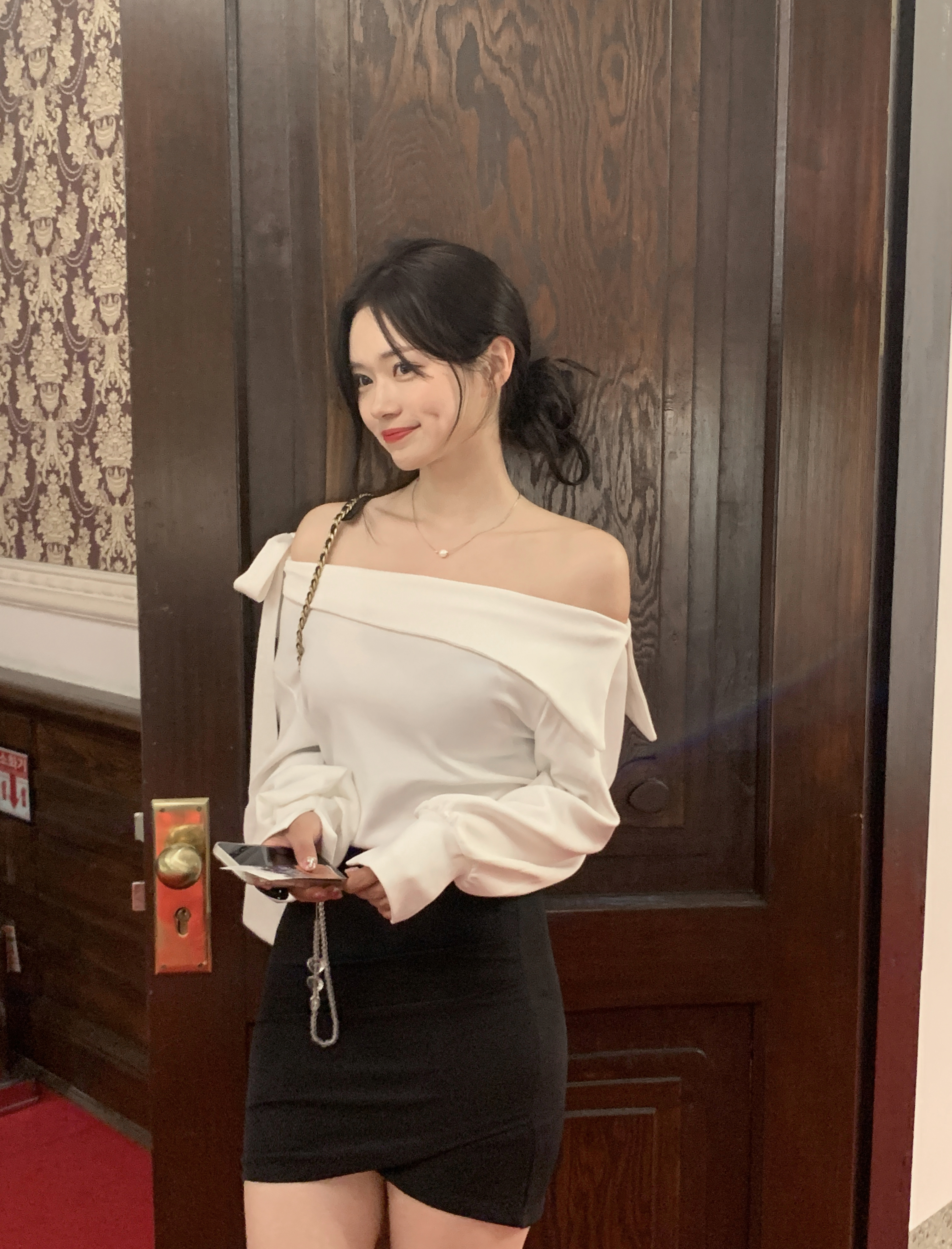 タイset] オフショルブラウス(3color) | ファッション通販サイト NUGU