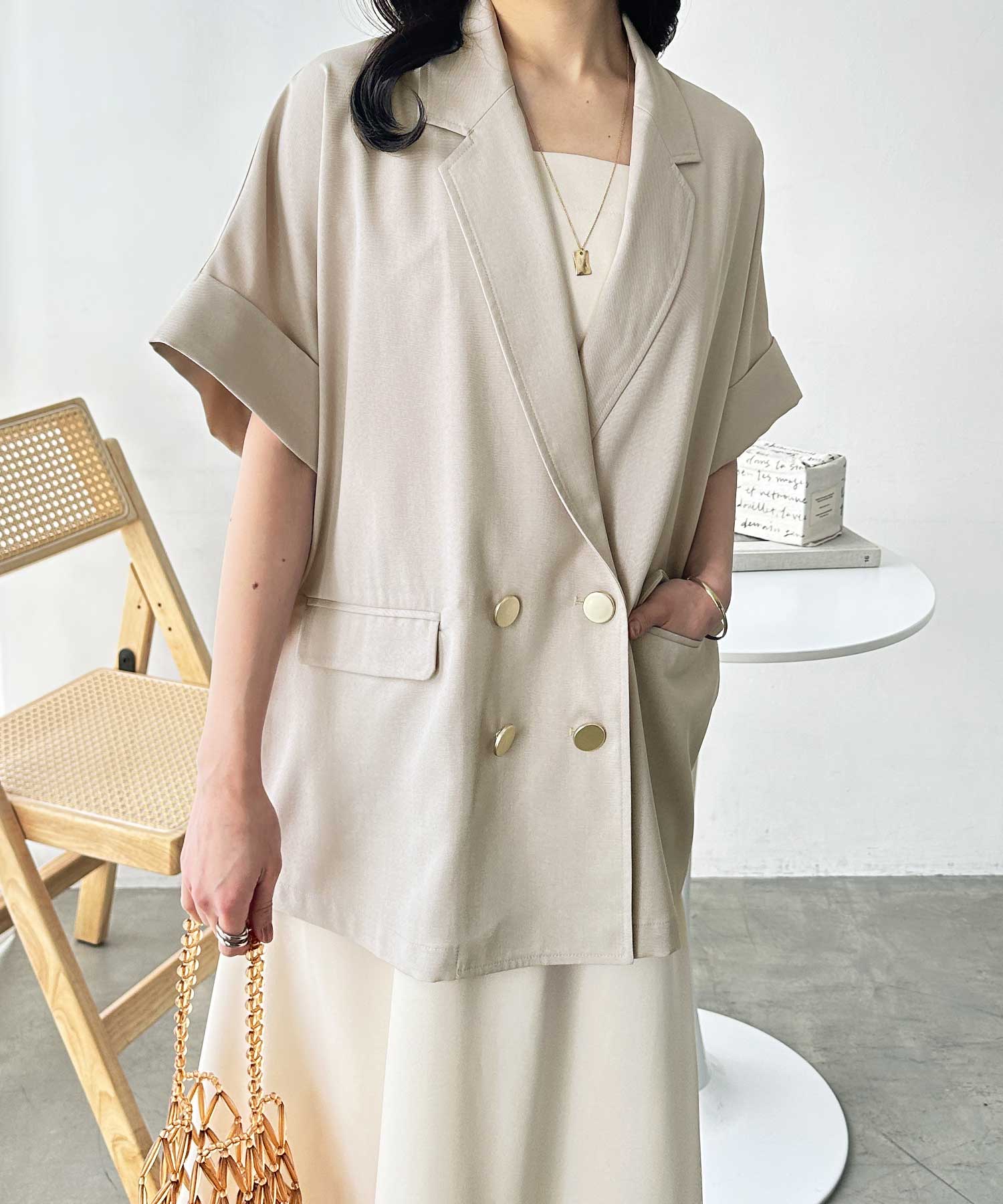mici 半袖ジャケット　ベージュ ダブルブレス　ジャケット 半袖　ほぼ未使用 mici 半袖ジャケット ベージュ ダブルブレス ジャケット 半袖