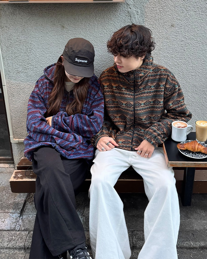 (ユニセックス）エスニックフリースフードストリング付きジャケット