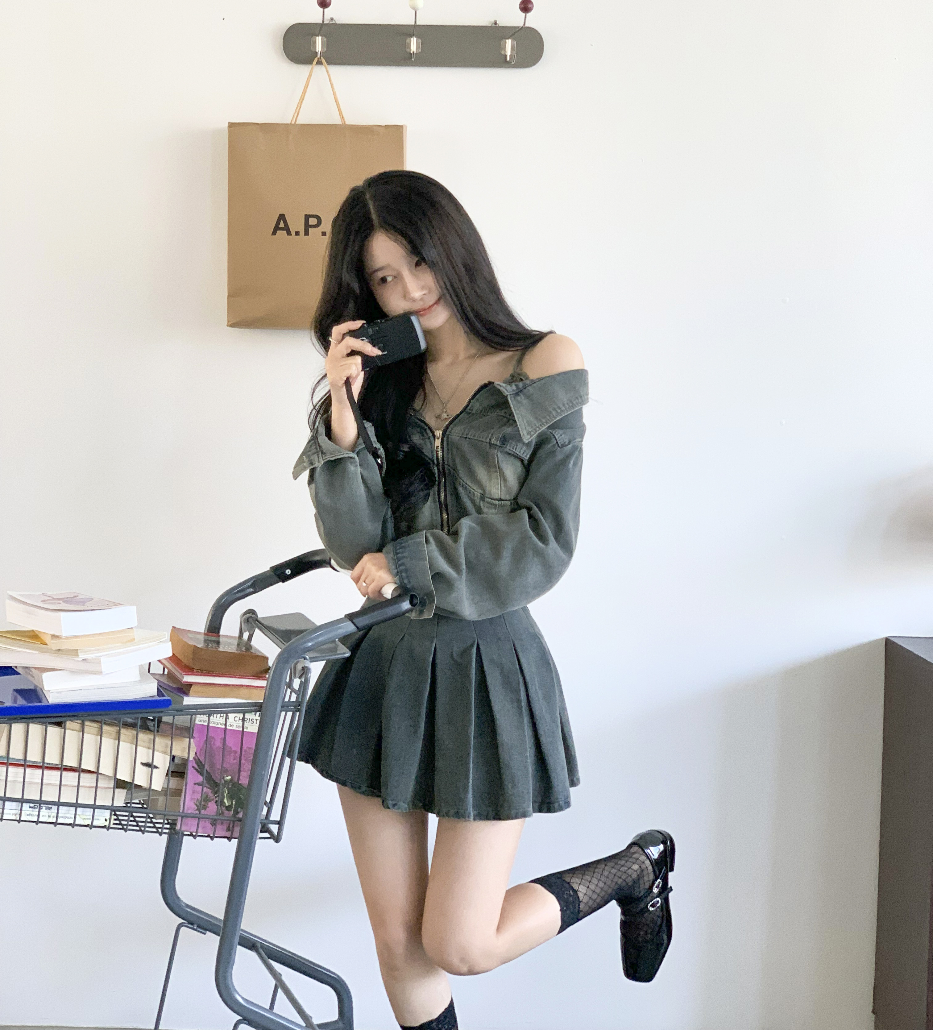 SET] オフショルデニム2ピースセット | ファッション通販サイト NUGU