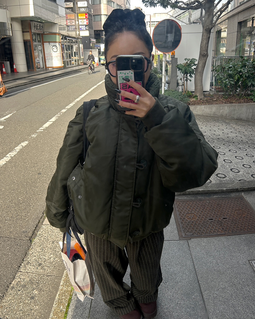 （ユニセックス）ボアカラーループボタンフライトジャケット