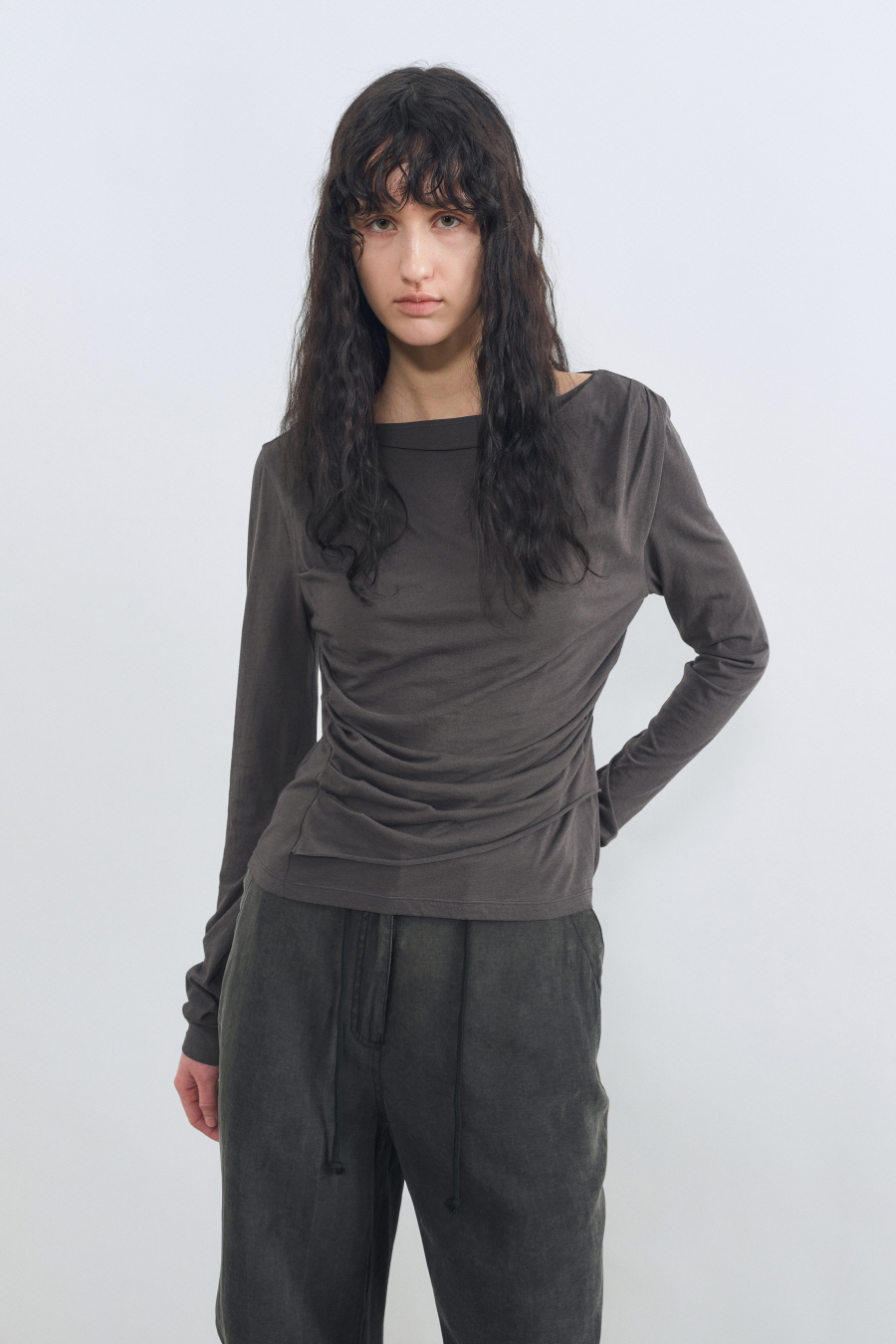 influencer pick] Cut-out Turtleneck Long Sleeve (FL