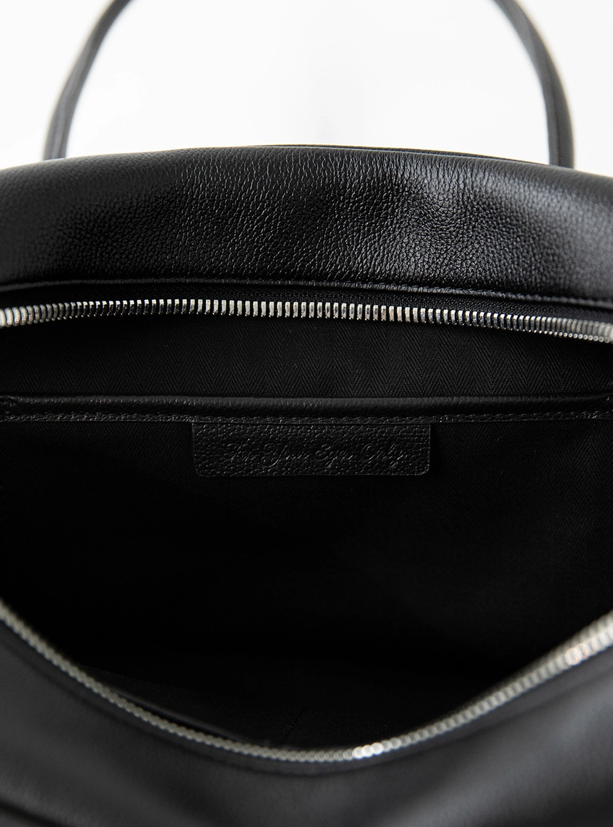 Iann Leather Tote Bag6.jpg