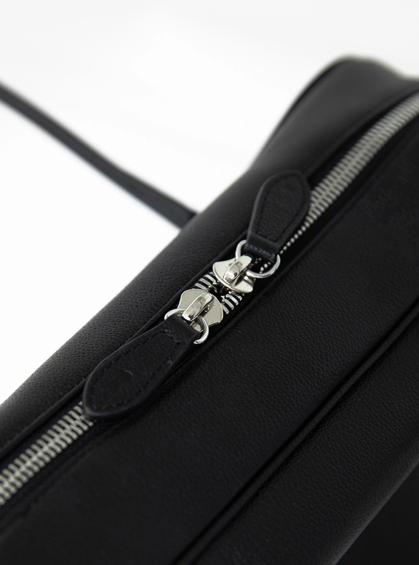 Iann Leather Tote Bag8.jpg