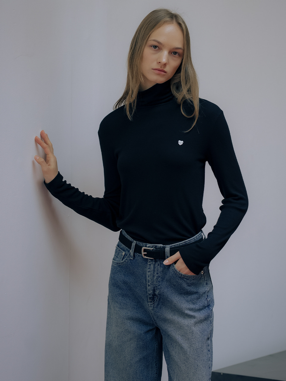 Ribbed heart logo point turtle neck TIWT01LT11_Black