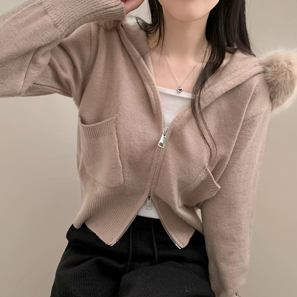 【美品✨】フォクシー　スクリプトニットパーカー ロゴ　ジップ　バイカラー　38 美品✨】フォクシー スクリプトニットパーカー ロゴ ジップ バイカラー 38