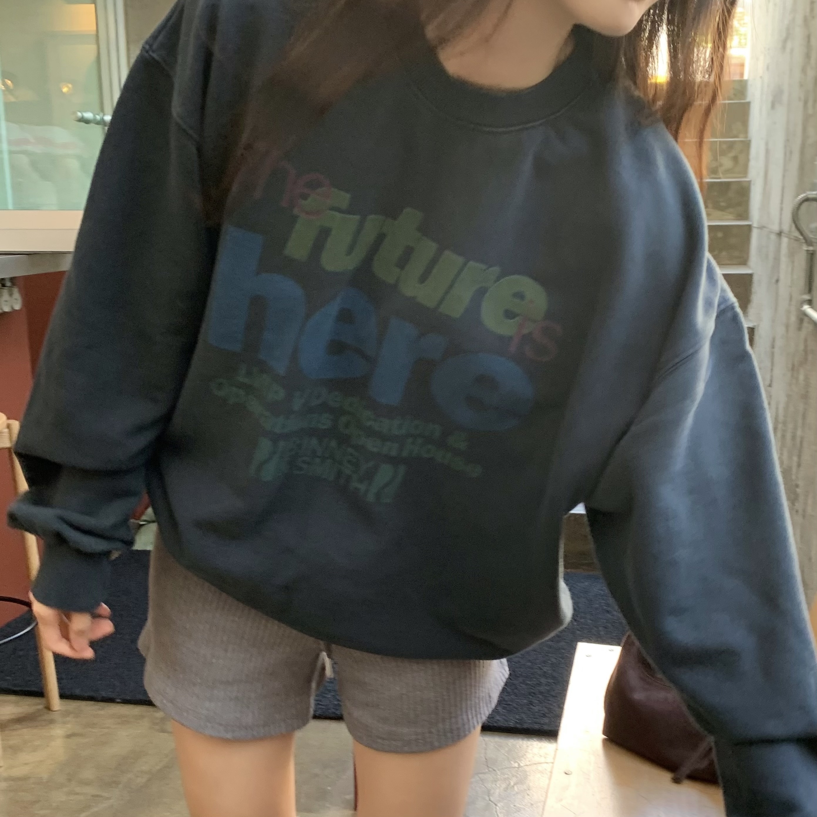 NUGU linenne crewVネックスウェット