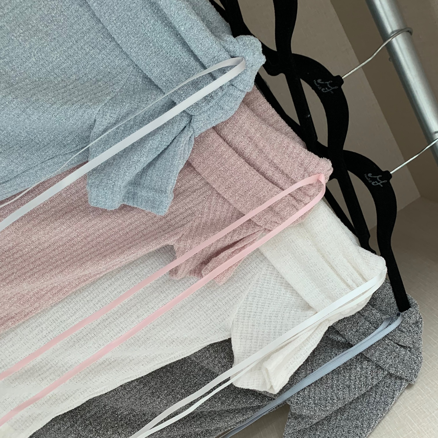 あ(リボン)ページ 6color/XS-LLsize》リボン取り外し2WAY フェザーリボンニット